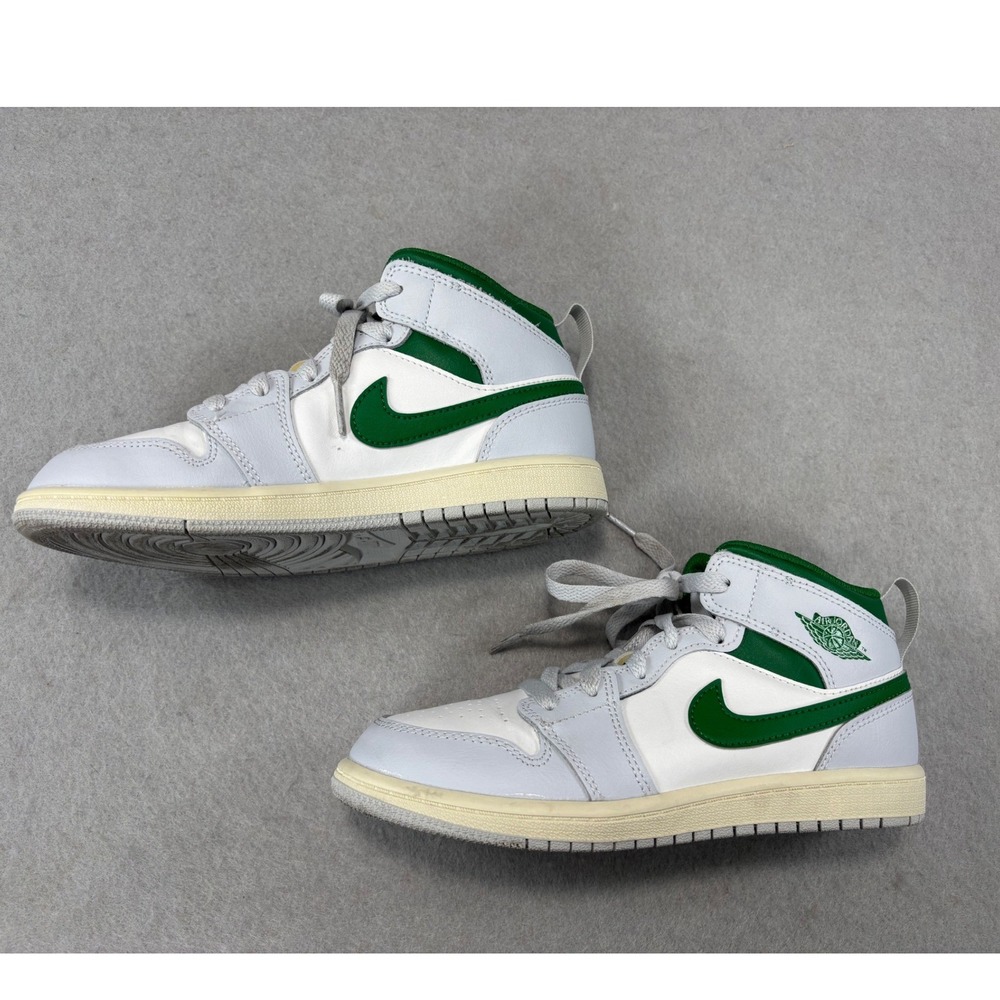 Jordan 1 Mid 3Y DQ8424-142 Summit White/Pure Platinum/Sail/Pine Green - Picture 5 of 9